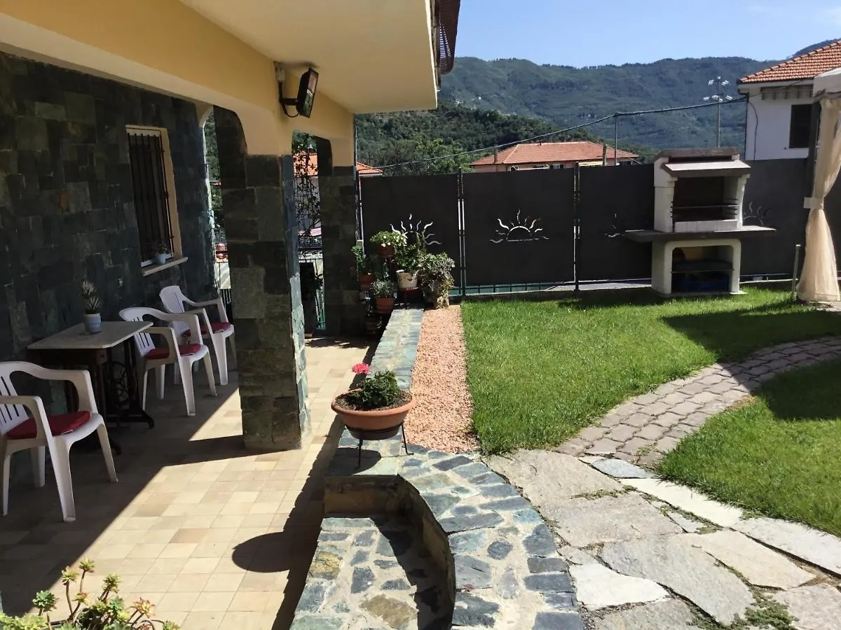 Casa Ginni Con Piscina E Giardino Caravonica Italy
