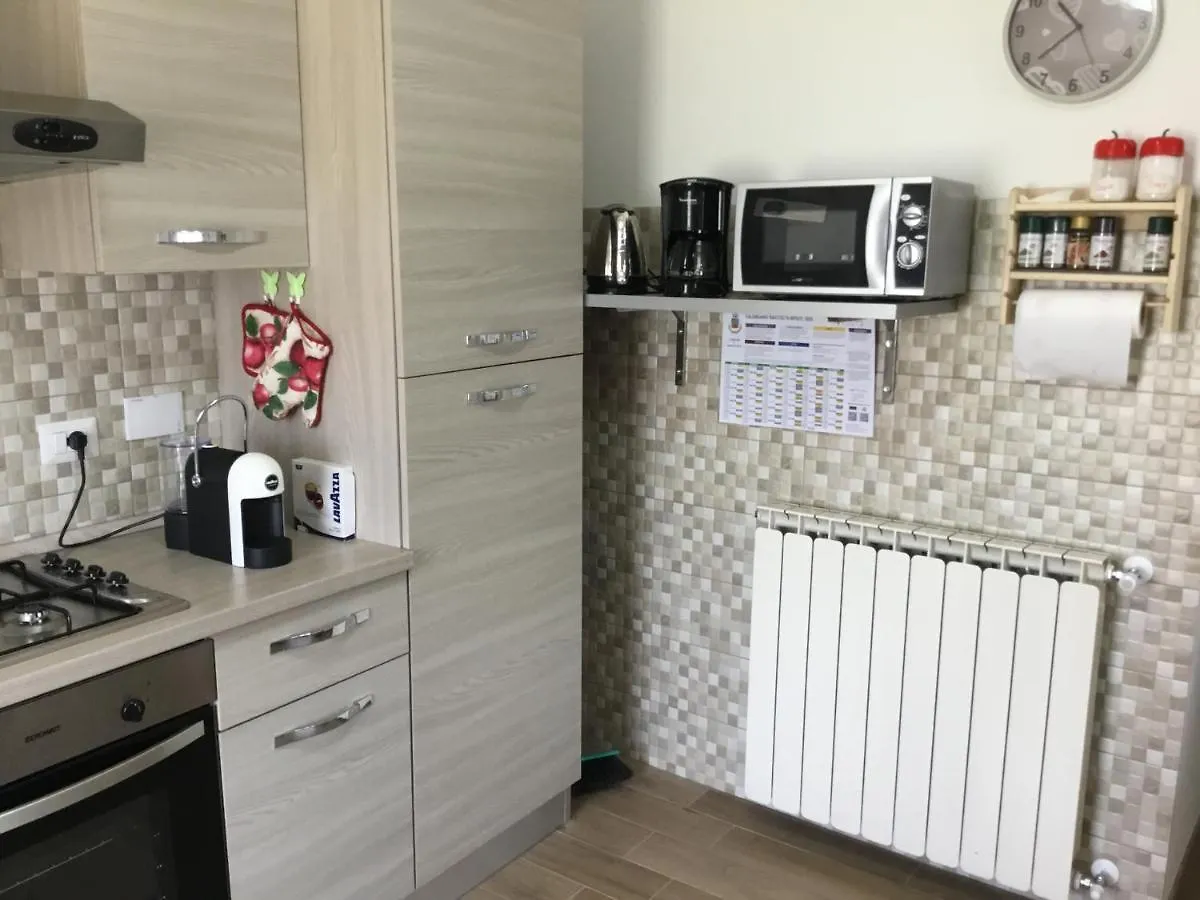 Casa Ginni Con Piscina E Giardino Caravonica