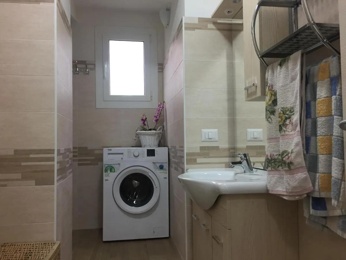 Casa Ginni Con Piscina E Giardino Caravonica Holiday home