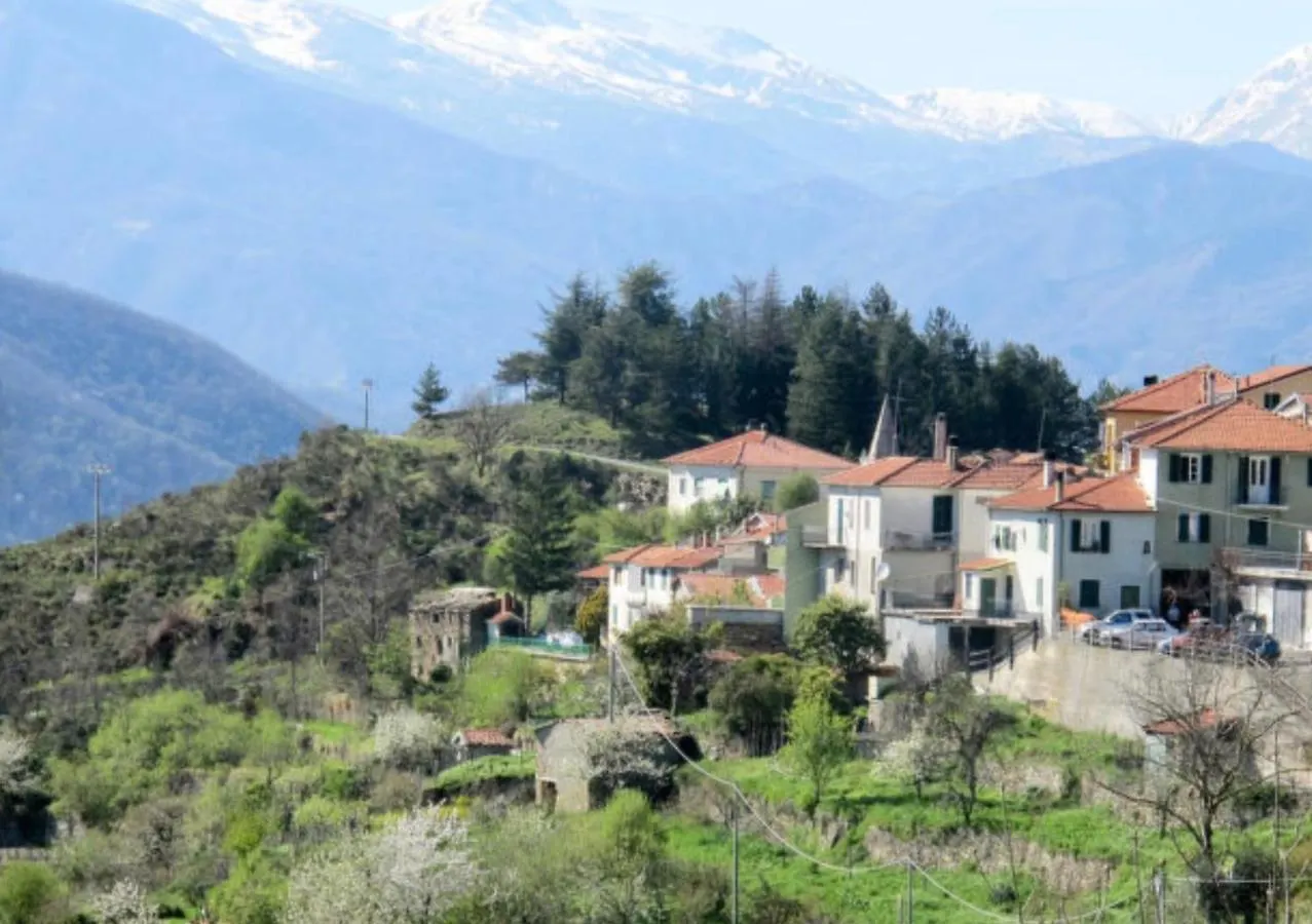 Casa Ginni Con Piscina E Giardino Caravonica 0*,  Italy